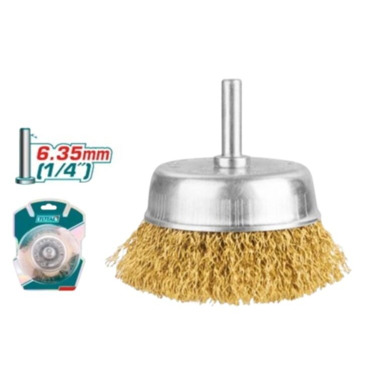 Συρματόβουρτσες Εργαλείων Total σε λευκό φόντο για καθαρισμό, λείανση και απομάκρυνση σκουριάς